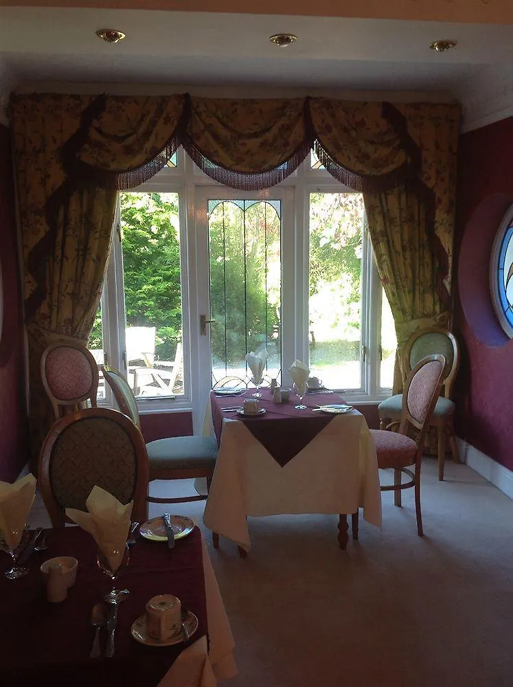 Llwyn Country House Llanelli Hotel