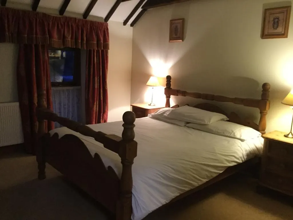 Llwyn Country House Llanelli United Kingdom