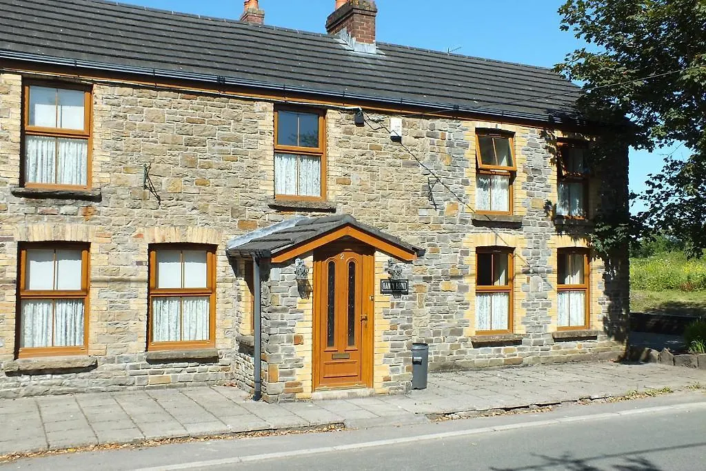 Llwyn Country House Llanelli