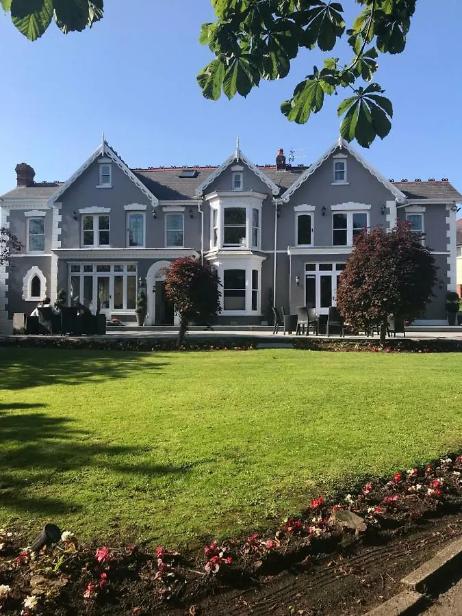 Llwyn Country House Llanelli 3*,  United Kingdom
